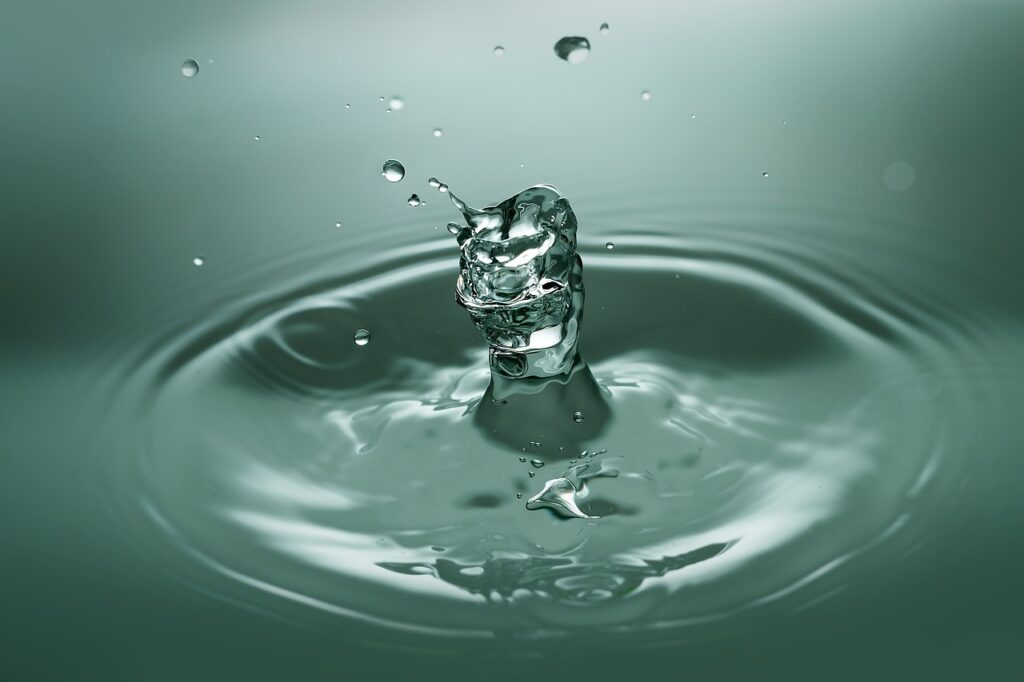 water, drop, droplet-1828865.jpg